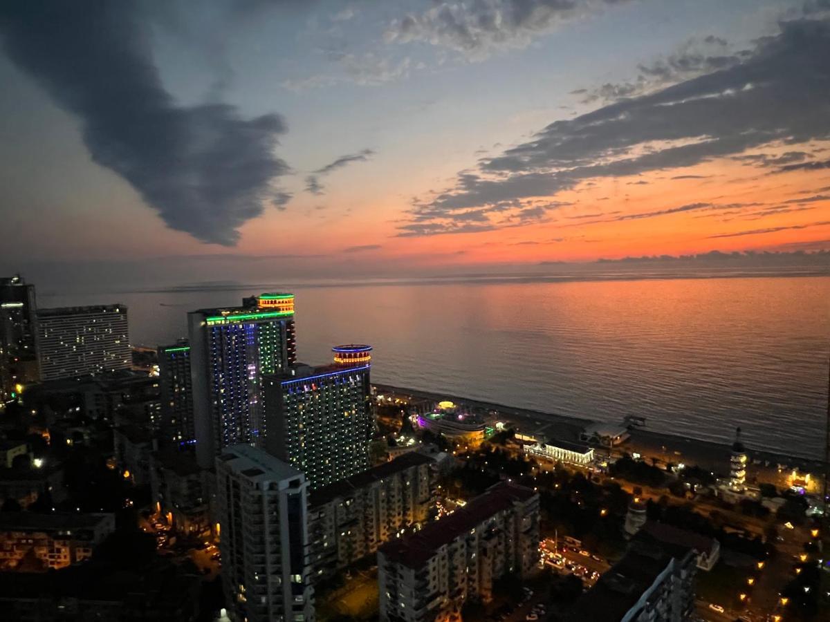 Hotel Orbi City Sea Horizon バトゥーミ エクステリア 写真