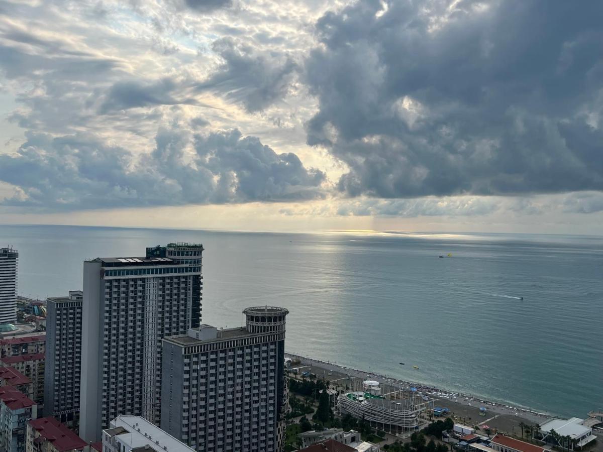 Hotel Orbi City Sea Horizon バトゥーミ エクステリア 写真